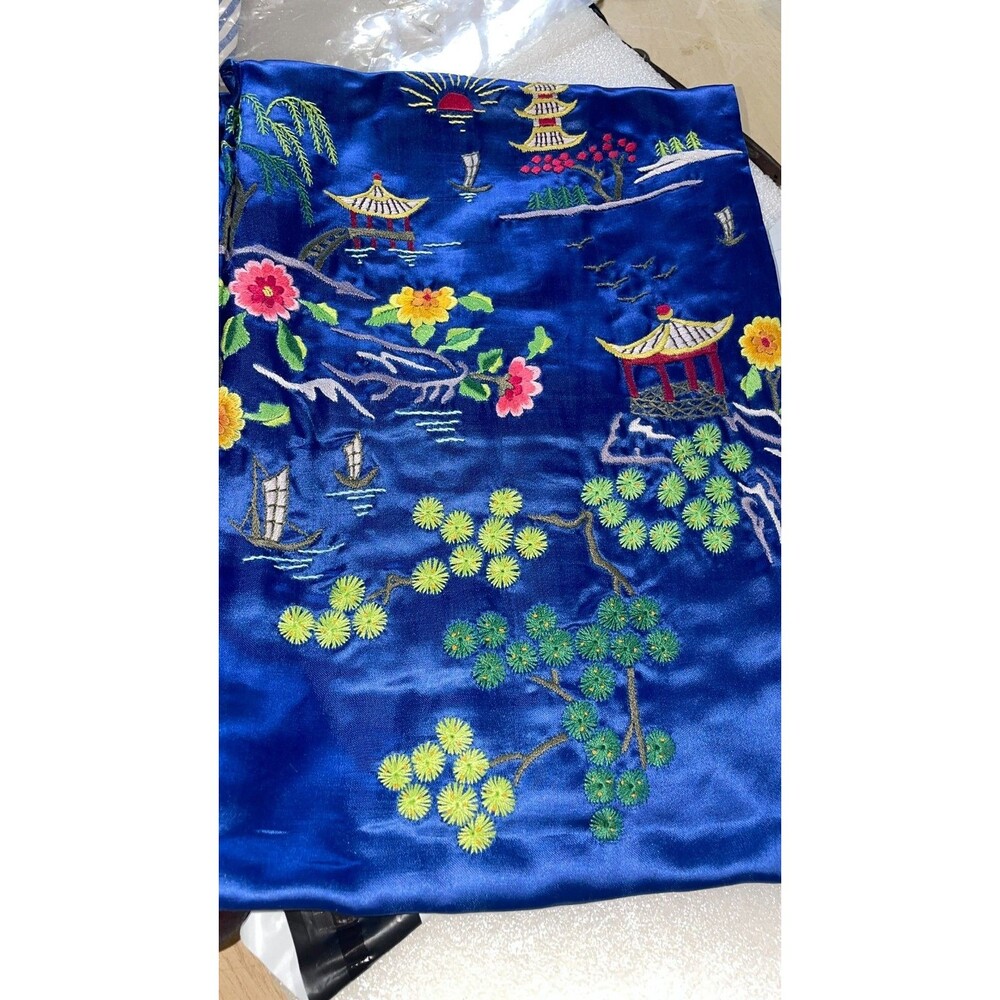 VTG Golden Dragon Kimono Floral Embroidery  Med  100% Silk Floral NWOTS